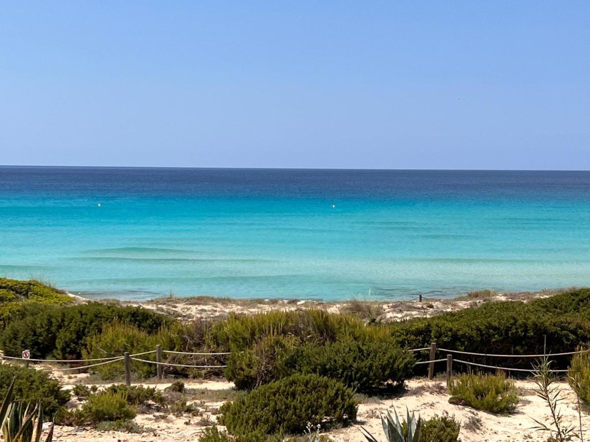 Вілла Arenas Del Mar Formentera Es Arenals Екстер'єр фото